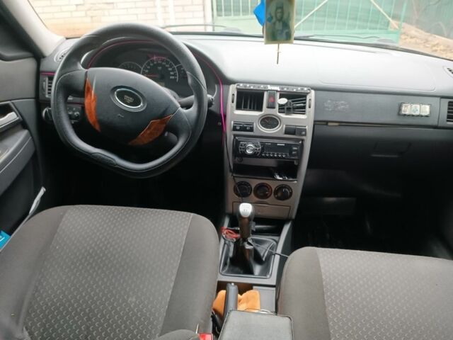 ВАЗ 2170 Priora 2012 у Балте на Automoto.ua Сірий ВАЗ 2170 Priora, об'ємом двигуна 1.6 л та пробігом 330 тис. км за 1950 $, фото 6 на Automoto.ua