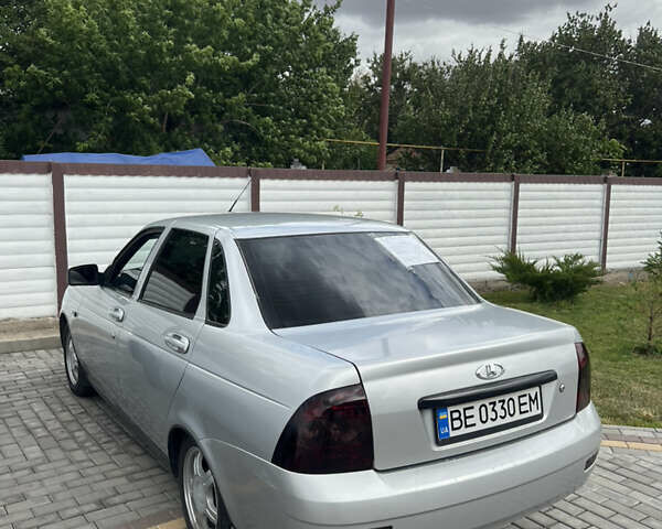 Серый ВАЗ 2170 Priora, объемом двигателя 1.6 л и пробегом 203 тыс. км за 2800 $, фото 4 на Automoto.ua