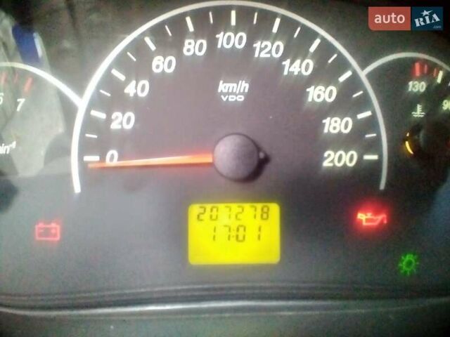 Сірий ВАЗ 2170 Priora, об'ємом двигуна 1.6 л та пробігом 204 тис. км за 3200 $, фото 9 на Automoto.ua