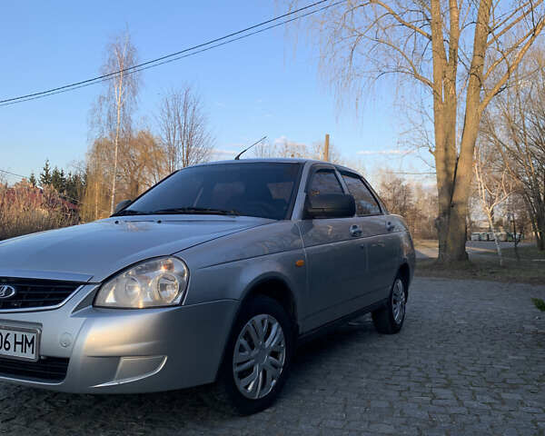 Серый ВАЗ 2170 Priora, объемом двигателя 1.6 л и пробегом 167 тыс. км за 3650 $, фото 5 на Automoto.ua