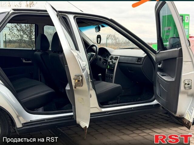Сірий ВАЗ 2170 Priora, об'ємом двигуна 1.6 л та пробігом 172 тис. км за 3400 $, фото 4 на Automoto.ua