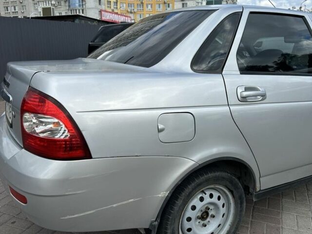 Серый ВАЗ 2170 Priora, объемом двигателя 1.6 л и пробегом 170 тыс. км за 2400 $, фото 2 на Automoto.ua