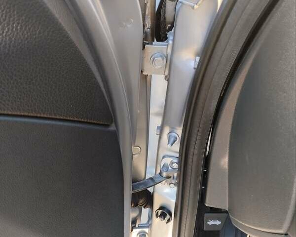 Серый ВАЗ 2170 Priora, объемом двигателя 1.6 л и пробегом 119 тыс. км за 3430 $, фото 35 на Automoto.ua