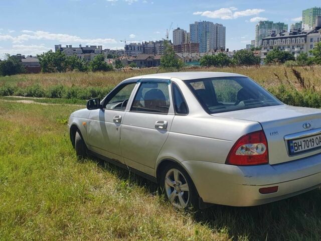 Серый ВАЗ 2170 Priora, объемом двигателя 0 л и пробегом 190 тыс. км за 2000 $, фото 3 на Automoto.ua