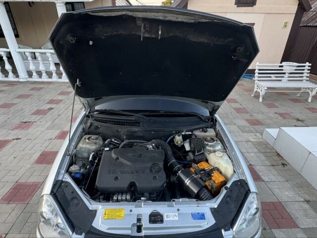 Серый ВАЗ 2170 Priora, объемом двигателя 1.6 л и пробегом 179 тыс. км за 4200 $, фото 2 на Automoto.ua