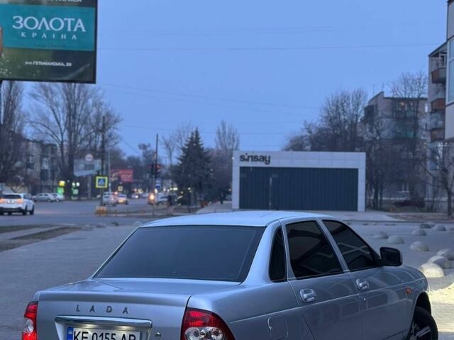 Серый ВАЗ 2170 Priora, объемом двигателя 1.6 л и пробегом 250 тыс. км за 3750 $, фото 4 на Automoto.ua