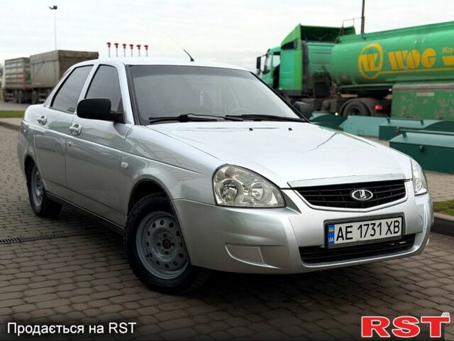 Сірий ВАЗ 2170 Priora, об'ємом двигуна 1.6 л та пробігом 172 тис. км за 3400 $, фото 1 на Automoto.ua