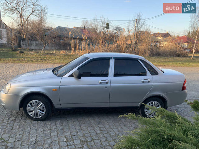 Серый ВАЗ 2170 Priora, объемом двигателя 1.6 л и пробегом 167 тыс. км за 3650 $, фото 6 на Automoto.ua