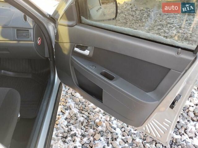 Серый ВАЗ 2170 Priora, объемом двигателя 1.6 л и пробегом 119 тыс. км за 3430 $, фото 24 на Automoto.ua