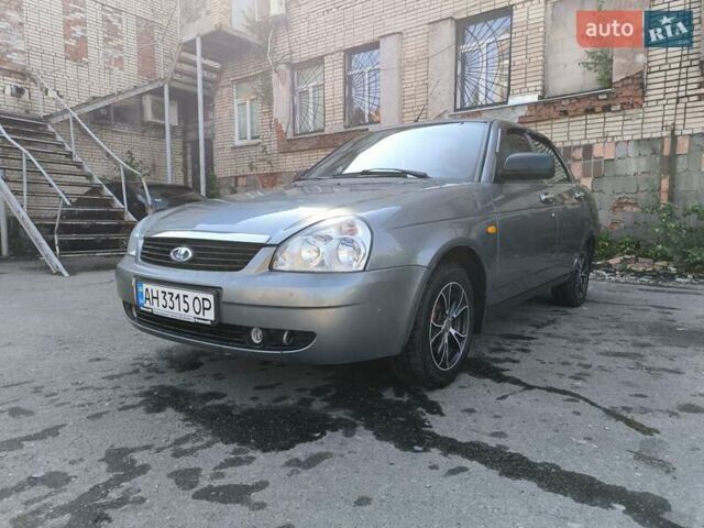 Серый ВАЗ 2170 Priora, объемом двигателя 1.6 л и пробегом 150 тыс. км за 3200 $, фото 4 на Automoto.ua