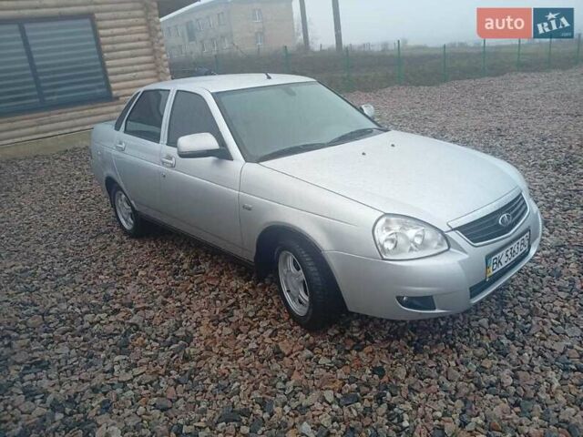 Серый ВАЗ 2170 Priora, объемом двигателя 1.6 л и пробегом 119 тыс. км за 3430 $, фото 6 на Automoto.ua