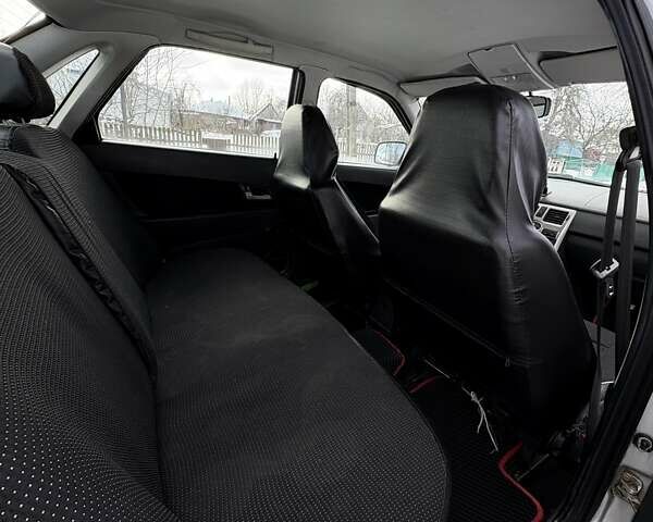 Серый ВАЗ 2170 Priora, объемом двигателя 1.6 л и пробегом 118 тыс. км за 4000 $, фото 9 на Automoto.ua