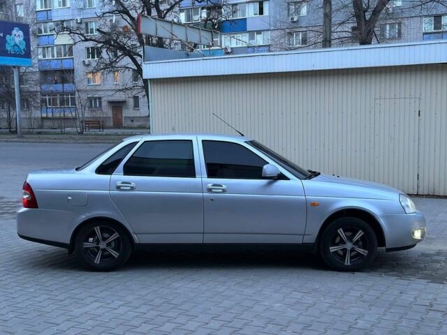 Серый ВАЗ 2170 Priora, объемом двигателя 1.6 л и пробегом 250 тыс. км за 3750 $, фото 6 на Automoto.ua