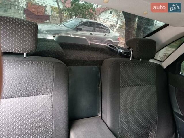 ВАЗ 2170 Priora 2012 у Балте на Automoto.ua Сірий ВАЗ 2170 Priora, об'ємом двигуна 1.6 л та пробігом 330 тис. км за 1950 $, фото 5 на Automoto.ua