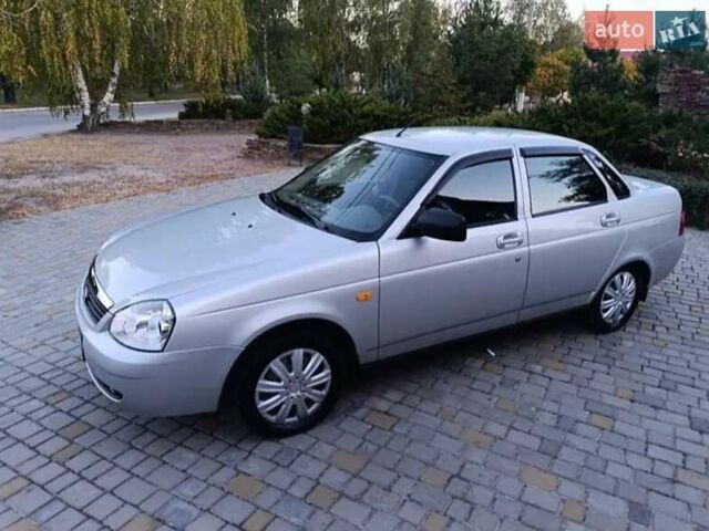 ВАЗ 2170 Priora 2012 в Баштанке на Automoto.ua Серый ВАЗ 2170 Priora, объемом двигателя 1.6 л и пробегом 189 тыс. км за 2300 $, фото 2 на Automoto.ua