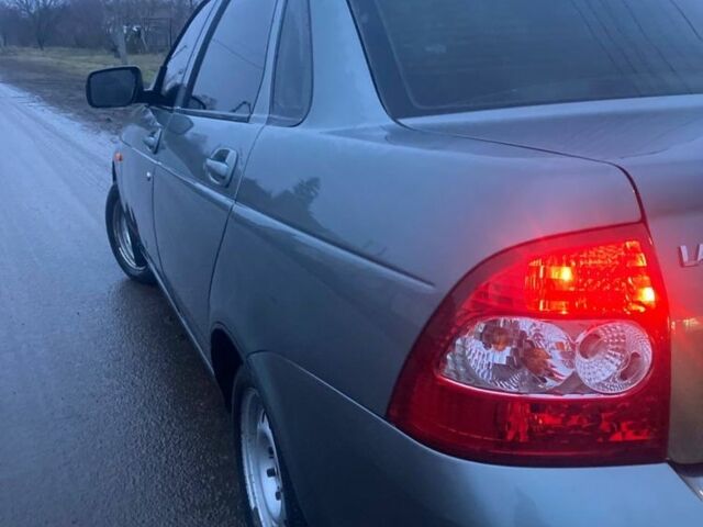 Сірий ВАЗ 2170 Priora, об'ємом двигуна 1.6 л та пробігом 175 тис. км за 2800 $, фото 4 на Automoto.ua