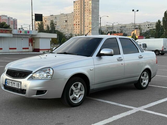 Серый ВАЗ 2170 Priora, объемом двигателя 1.6 л и пробегом 212 тыс. км за 4300 $, фото 2 на Automoto.ua