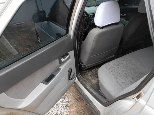 Серый ВАЗ 2170 Priora, объемом двигателя 1.6 л и пробегом 2 тыс. км за 4000 $, фото 4 на Automoto.ua