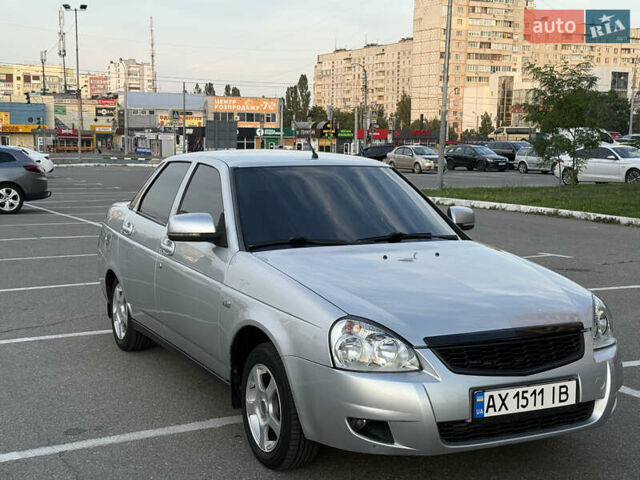Серый ВАЗ 2170 Priora, объемом двигателя 1.6 л и пробегом 212 тыс. км за 4300 $, фото 3 на Automoto.ua