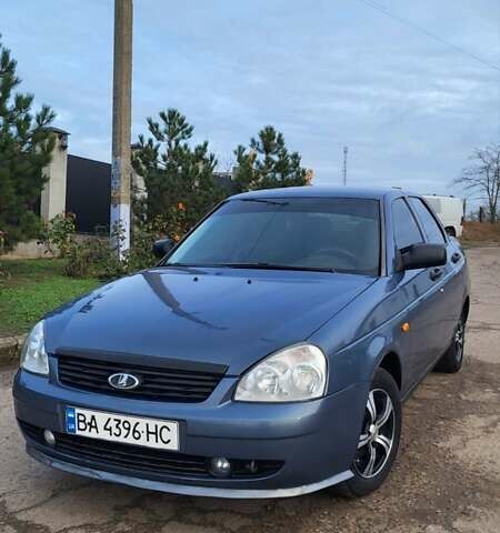 Синий ВАЗ 2170 Priora, объемом двигателя 1.6 л и пробегом 255 тыс. км за 2650 $, фото 4 на Automoto.ua