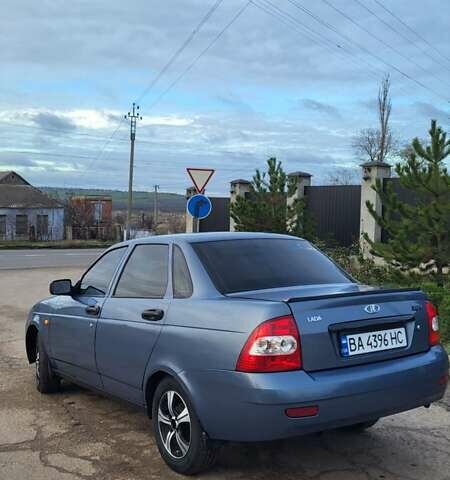 Синий ВАЗ 2170 Priora, объемом двигателя 1.6 л и пробегом 255 тыс. км за 2650 $, фото 2 на Automoto.ua