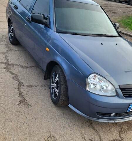 Синий ВАЗ 2170 Priora, объемом двигателя 1.6 л и пробегом 255 тыс. км за 2650 $, фото 6 на Automoto.ua