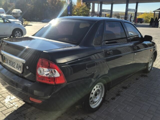 ВАЗ 2170 Priora 2008 у Каменце-Подольском на Automoto.ua Синій ВАЗ 2170 Priora, об'ємом двигуна 1.6 л та пробігом 242 тис. км за 2150 $, фото 1 на Automoto.ua