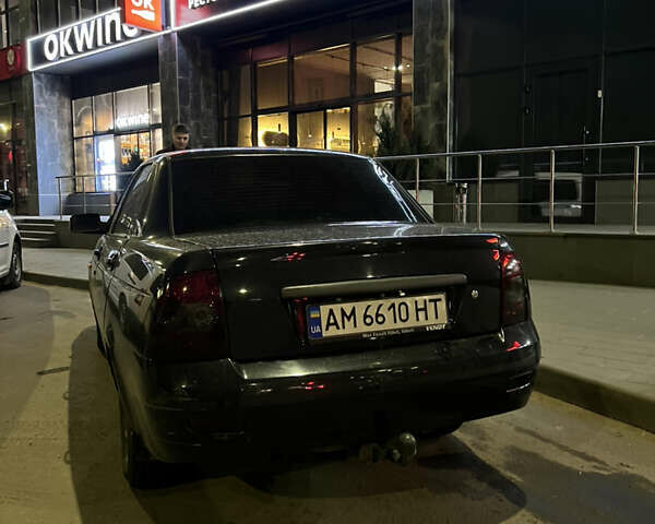 Синій ВАЗ 2170 Priora, об'ємом двигуна 1.6 л та пробігом 300 тис. км за 2400 $, фото 2 на Automoto.ua