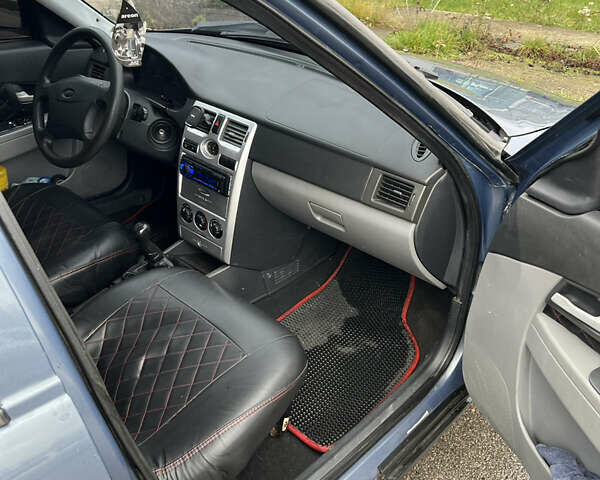 Синий ВАЗ 2170 Priora, объемом двигателя 1.6 л и пробегом 272 тыс. км за 2800 $, фото 10 на Automoto.ua