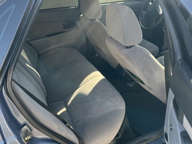 Синий ВАЗ 2170 Priora, объемом двигателя 1.6 л и пробегом 260 тыс. км за 1900 $, фото 11 на Automoto.ua