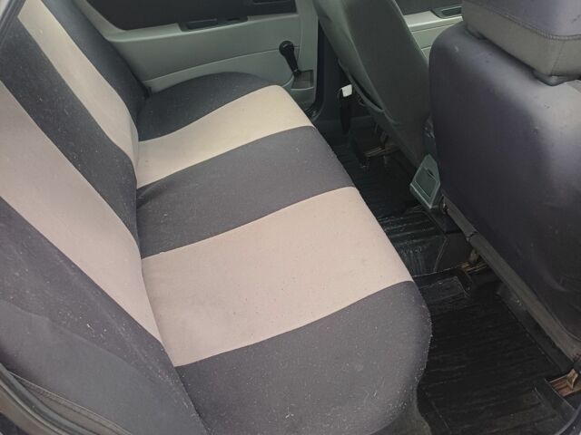 Синий ВАЗ 2170 Priora, объемом двигателя 1.6 л и пробегом 140 тыс. км за 2550 $, фото 6 на Automoto.ua