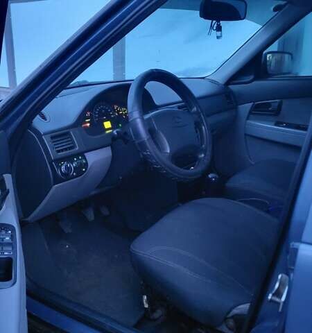 Синий ВАЗ 2170 Priora, объемом двигателя 1.6 л и пробегом 255 тыс. км за 2650 $, фото 13 на Automoto.ua