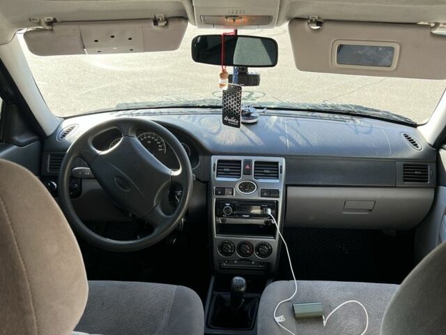 Синий ВАЗ 2170 Priora, объемом двигателя 1.6 л и пробегом 260 тыс. км за 1900 $, фото 12 на Automoto.ua