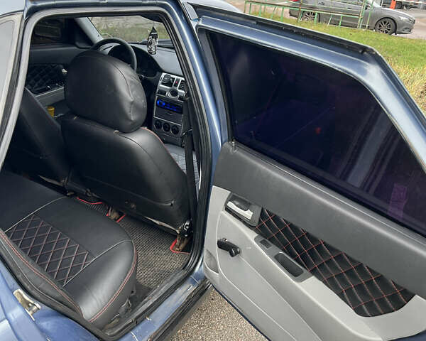 Синий ВАЗ 2170 Priora, объемом двигателя 1.6 л и пробегом 272 тыс. км за 2800 $, фото 13 на Automoto.ua