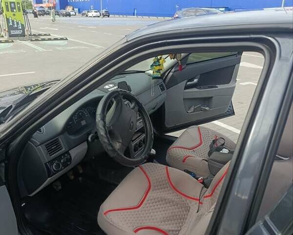 Синий ВАЗ 2170 Priora, объемом двигателя 1.6 л и пробегом 190 тыс. км за 2850 $, фото 5 на Automoto.ua