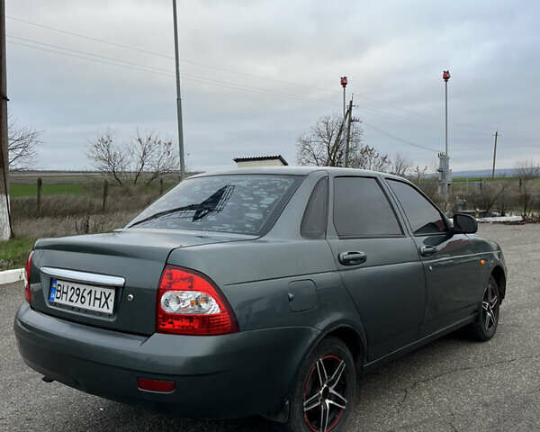 Зеленый ВАЗ 2170 Priora, объемом двигателя 1.6 л и пробегом 120 тыс. км за 2700 $, фото 2 на Automoto.ua