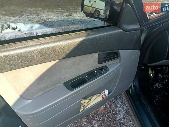 Зелений ВАЗ 2170 Priora, об'ємом двигуна 1.6 л та пробігом 380 тис. км за 2600 $, фото 2 на Automoto.ua