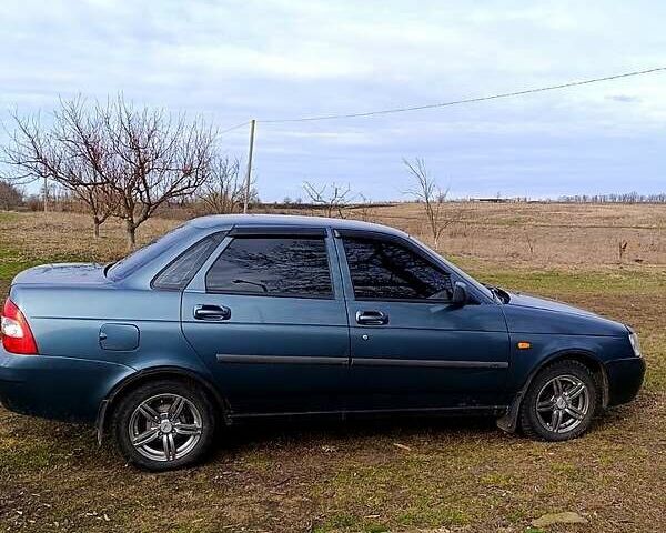 Зеленый ВАЗ 2170 Priora, объемом двигателя 1.6 л и пробегом 250 тыс. км за 2700 $, фото 1 на Automoto.ua