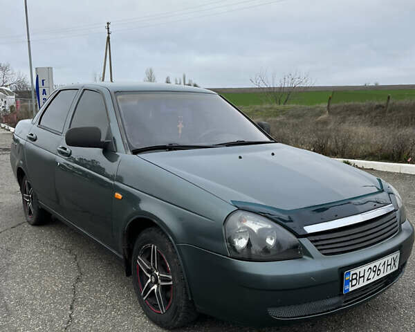 Зеленый ВАЗ 2170 Priora, объемом двигателя 1.6 л и пробегом 120 тыс. км за 2700 $, фото 4 на Automoto.ua