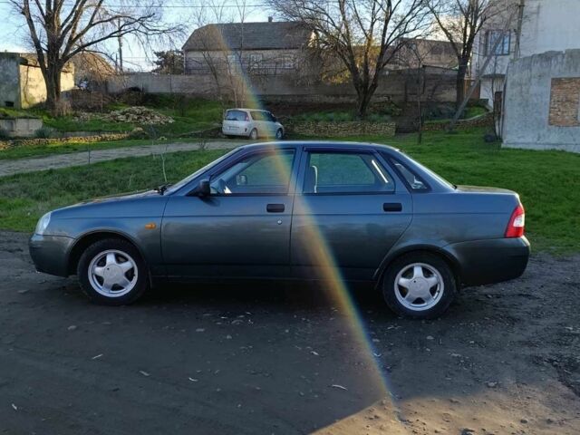 Зеленый ВАЗ 2170 Priora, объемом двигателя 1.6 л и пробегом 160 тыс. км за 2800 $, фото 2 на Automoto.ua