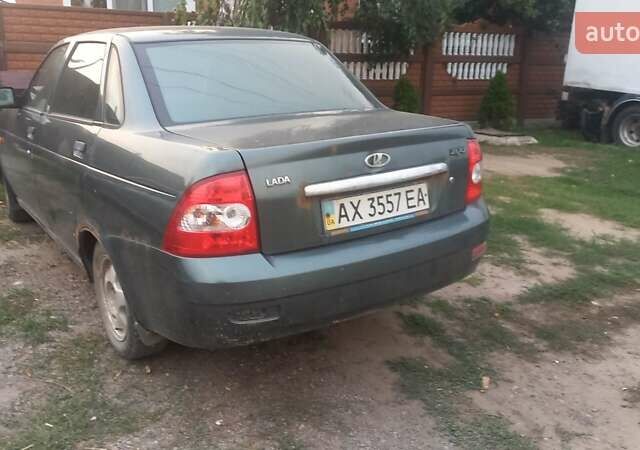 Зеленый ВАЗ 2170 Priora, объемом двигателя 1.6 л и пробегом 184 тыс. км за 1100 $, фото 7 на Automoto.ua