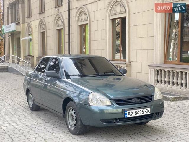 Зеленый ВАЗ 2170 Priora, объемом двигателя 1.6 л и пробегом 250 тыс. км за 1350 $, фото 1 на Automoto.ua
