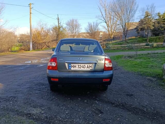 Зеленый ВАЗ 2170 Priora, объемом двигателя 1.6 л и пробегом 160 тыс. км за 2800 $, фото 1 на Automoto.ua