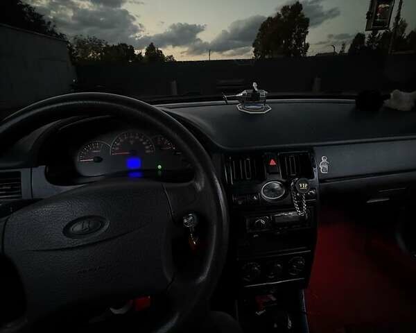 Зелений ВАЗ 2170 Priora, об'ємом двигуна 1.6 л та пробігом 150 тис. км за 2252 $, фото 5 на Automoto.ua