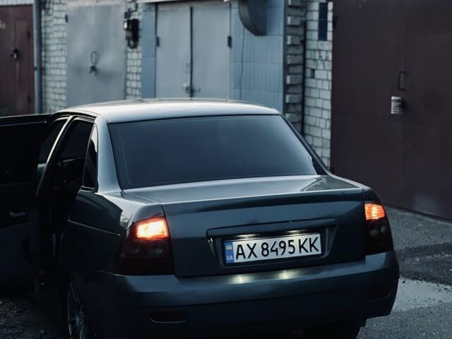 Зеленый ВАЗ 2170 Priora, объемом двигателя 1.6 л и пробегом 300 тыс. км за 2350 $, фото 8 на Automoto.ua