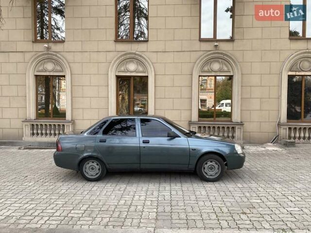 Зеленый ВАЗ 2170 Priora, объемом двигателя 1.6 л и пробегом 250 тыс. км за 1350 $, фото 2 на Automoto.ua