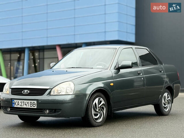 Зеленый ВАЗ 2170 Priora, объемом двигателя 1.6 л и пробегом 136 тыс. км за 2900 $, фото 2 на Automoto.ua