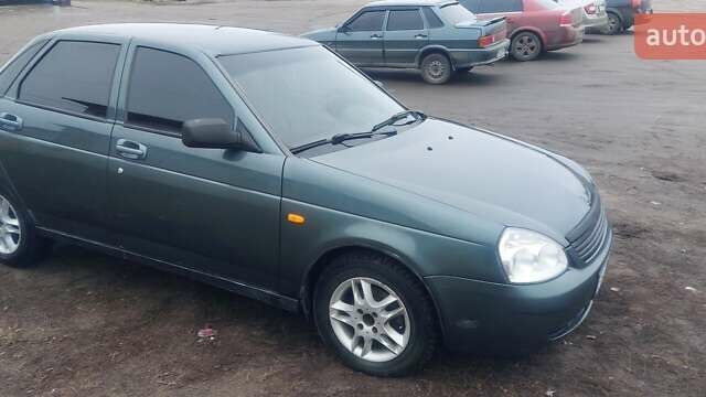 Зеленый ВАЗ 2170 Priora, объемом двигателя 1.6 л и пробегом 233 тыс. км за 3000 $, фото 4 на Automoto.ua