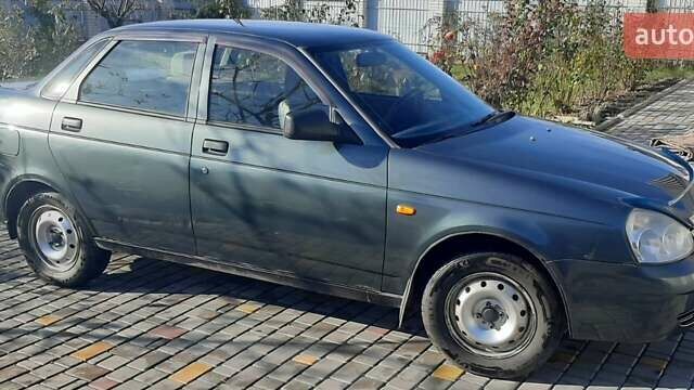 Зеленый ВАЗ 2170 Priora, объемом двигателя 1.6 л и пробегом 190 тыс. км за 2500 $, фото 1 на Automoto.ua