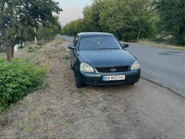 Зеленый ВАЗ 2170 Priora, объемом двигателя 1.6 л и пробегом 428 тыс. км за 2300 $, фото 2 на Automoto.ua